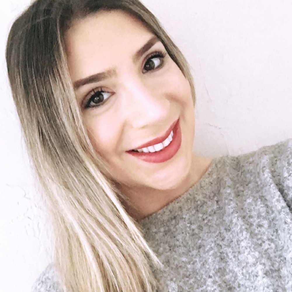 Meet your Posher, Marina
